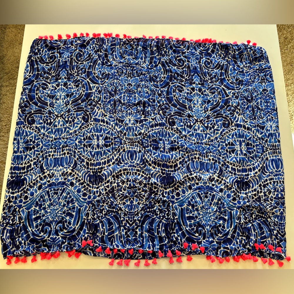 Lilly Pulitzer infinity loop scarf NWOT